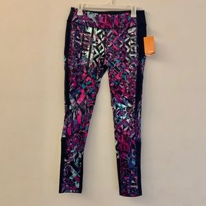NWT Avía leggings